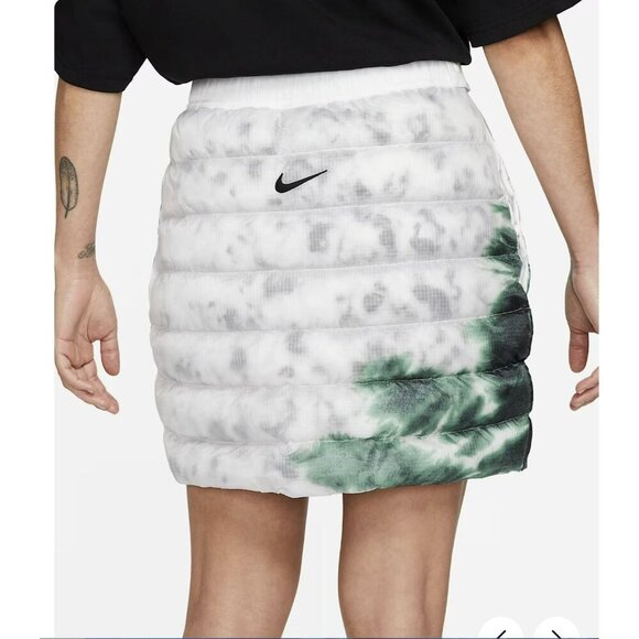 Nike x Stussy $250 Collab Insulated Puff Athletic Skirt Small NWT - Picture 2 of 11